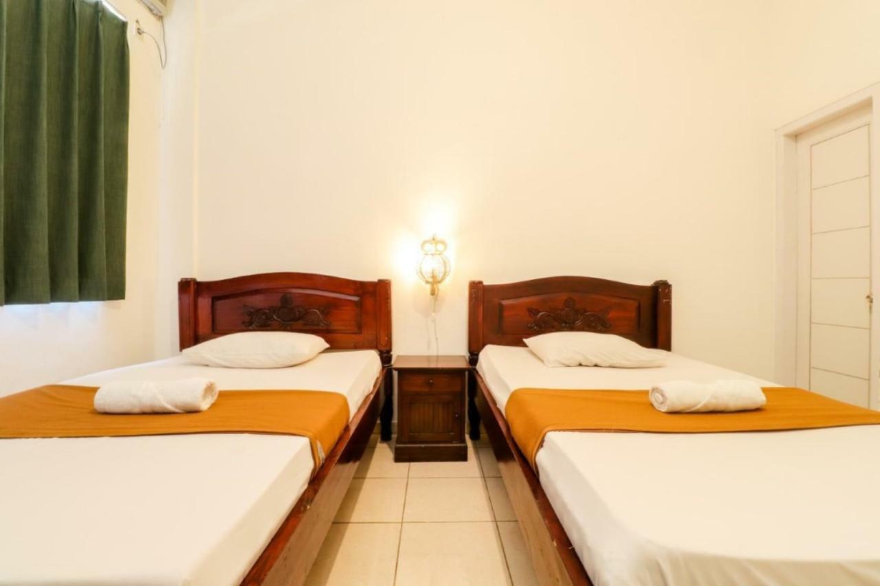 Palmyra Hostel Маланг Екстер'єр фото